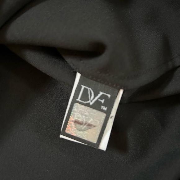 DIANE VON FURSTENBERG reagan drapey sleeveless blouse top black size M - Picture 6 of 10